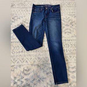 Women’s American Eagle jeans